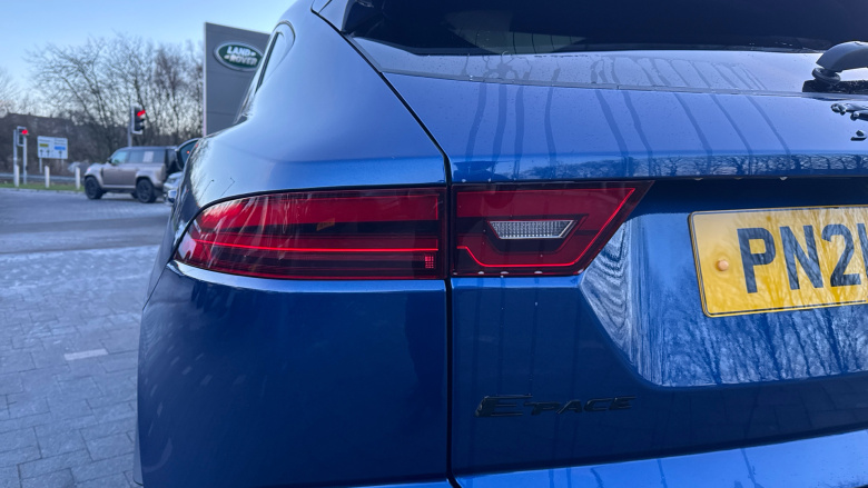 Jaguar E-Pace 2.0 D200 R-Dynamic SE 5dr Auto Diesel Estate